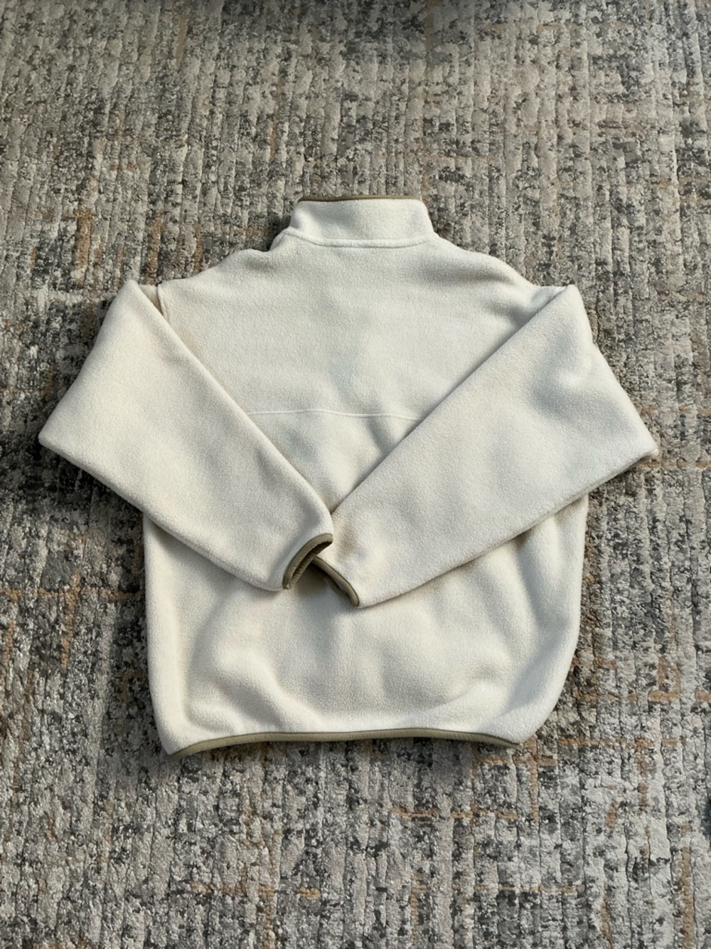 Patagonia Cream Snap-Button Synchilla Pullover with Olive Trim! EUC! SZ L - Picture 9 of 9